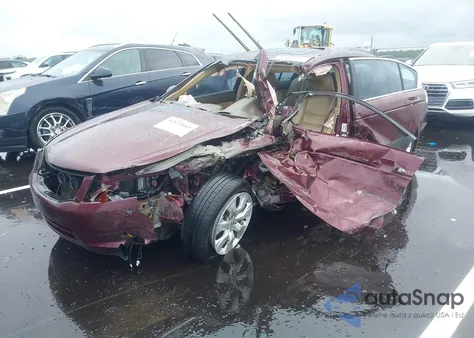 2010 Honda Accord 2.4 Ex-L z USA, uszkodzony, nr VIN 1HGCP2F85AA027161